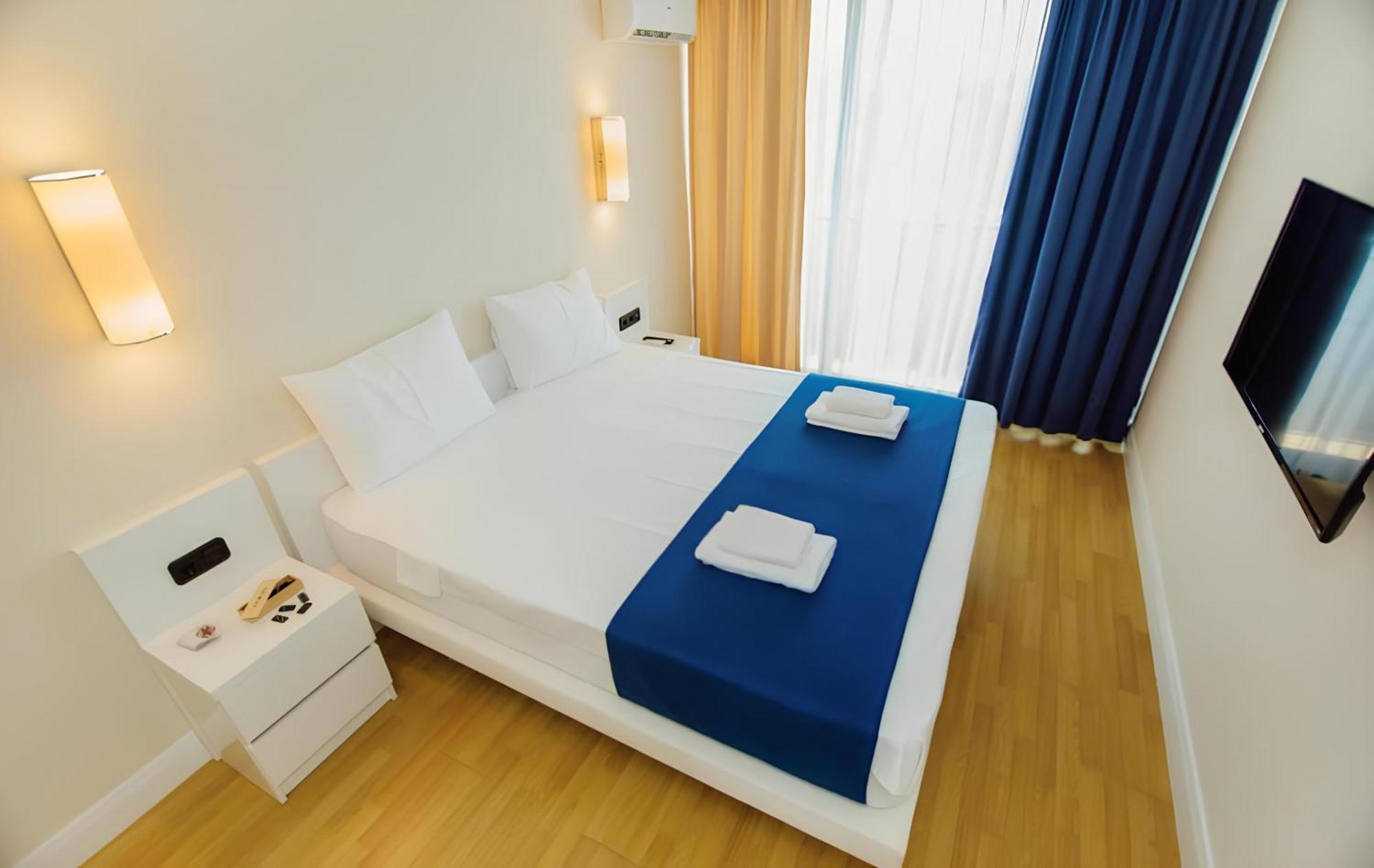 Panorama Seaview Batumi Lux Orbi City Exterior foto